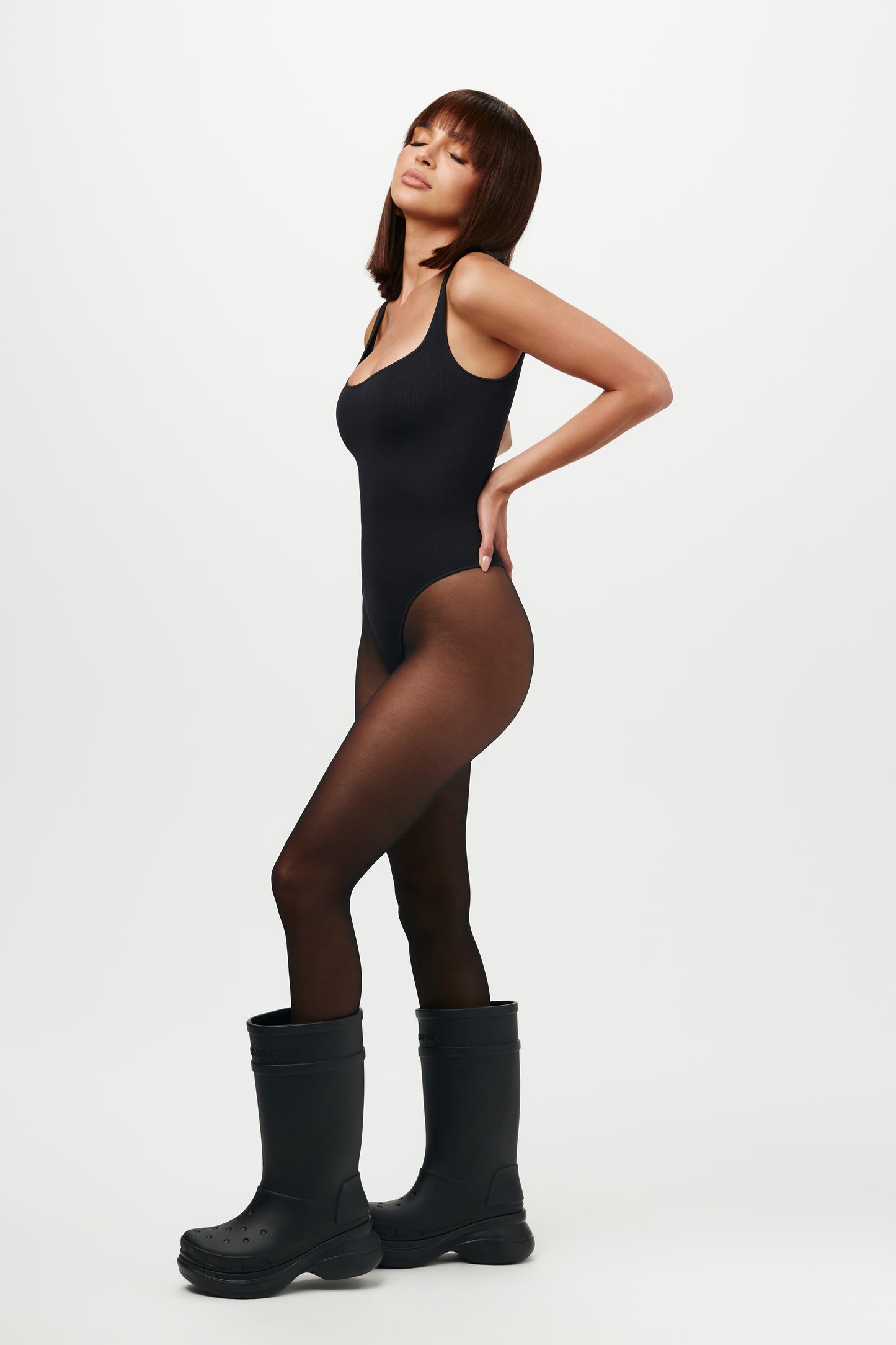 SEAMLESS RIBBED TANK BODYSUIT