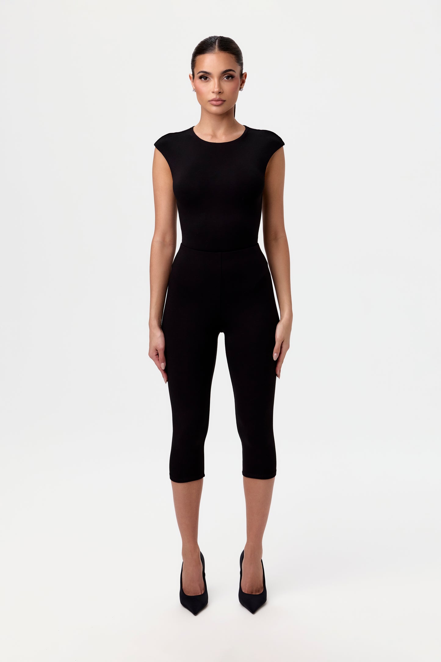Smooth Sculpt Capri Legging