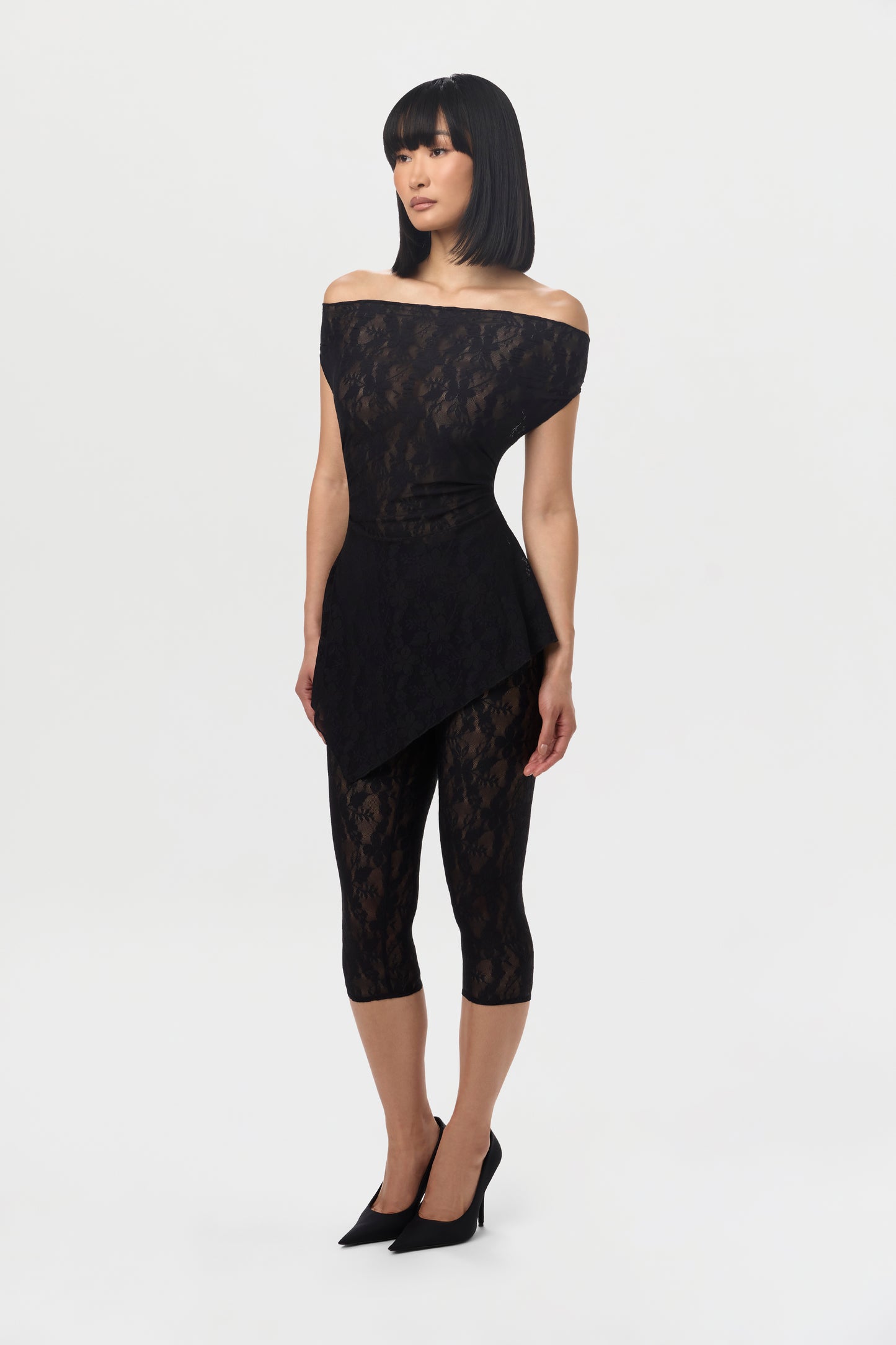 Stretch Lace Cropped Legging