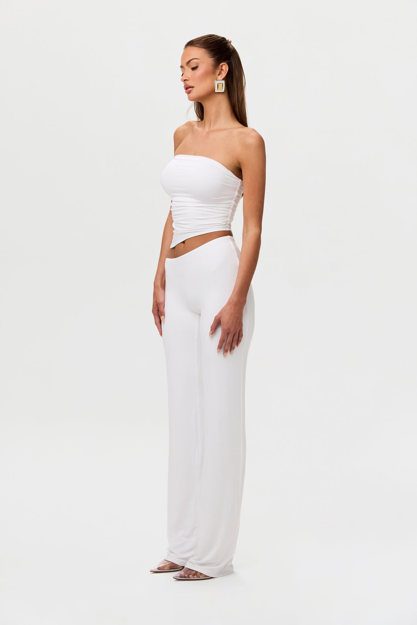 Smooth Asymmetric Bootcut Pant
