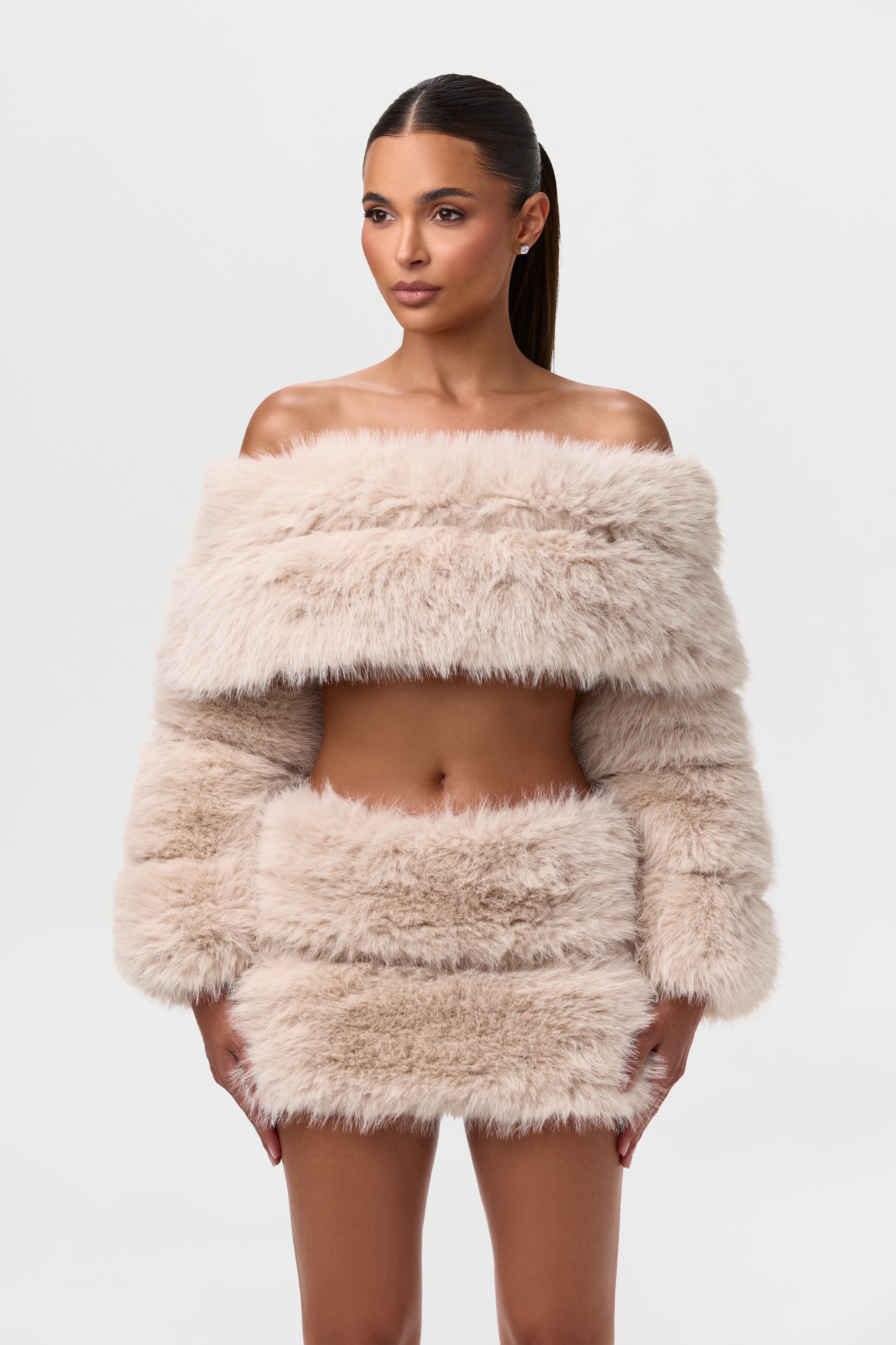 ジャケット・アウター S off shoulder faux-fur tops Faux Fur Pelted Off-Shoulder Top – Naked Wardrobe
