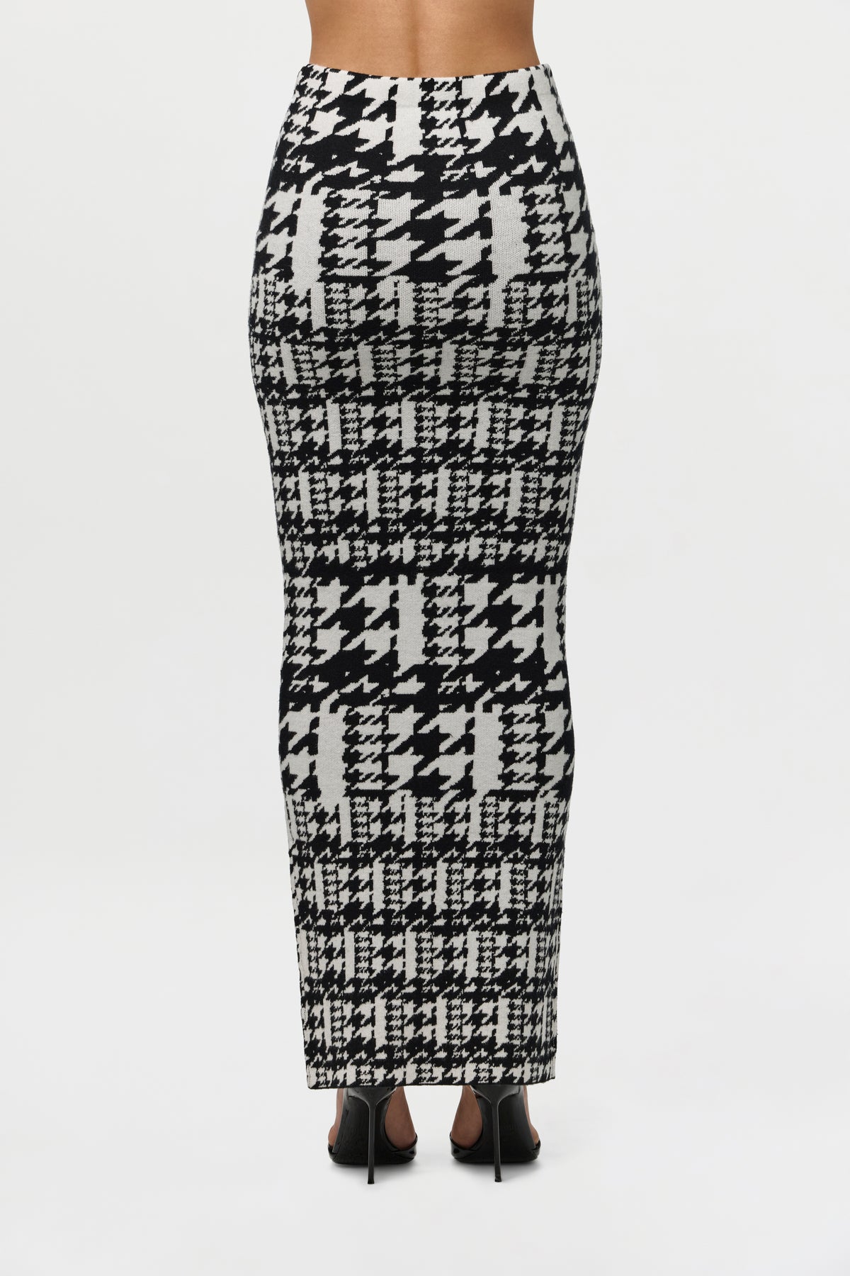 Jacquard Knit Houndstooth Maxi Skirt