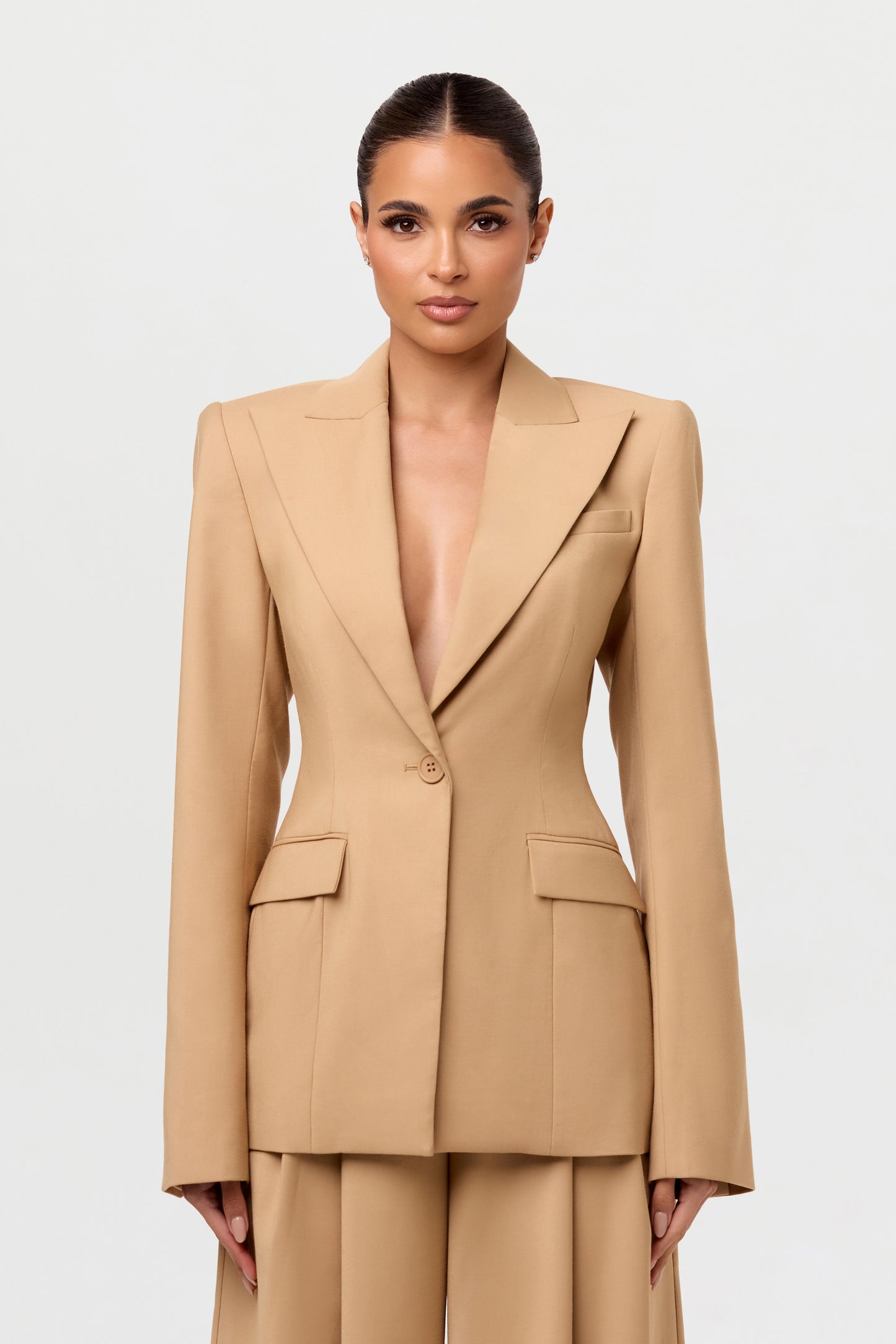 Power Shoulder Fitted Suit Blazer