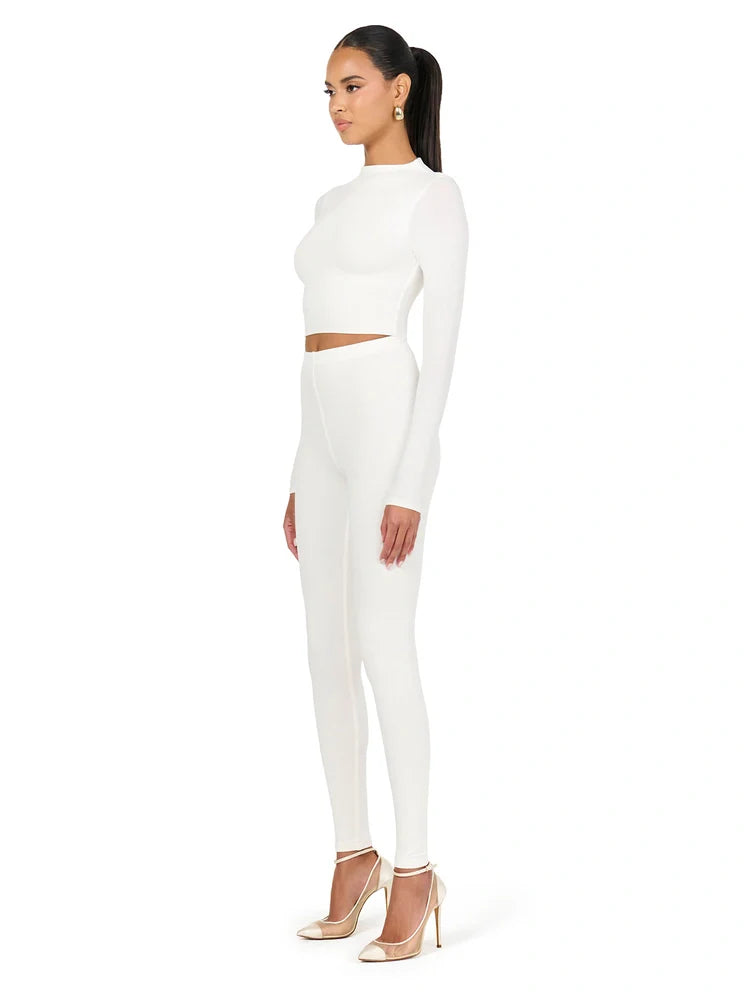 WHITE|3