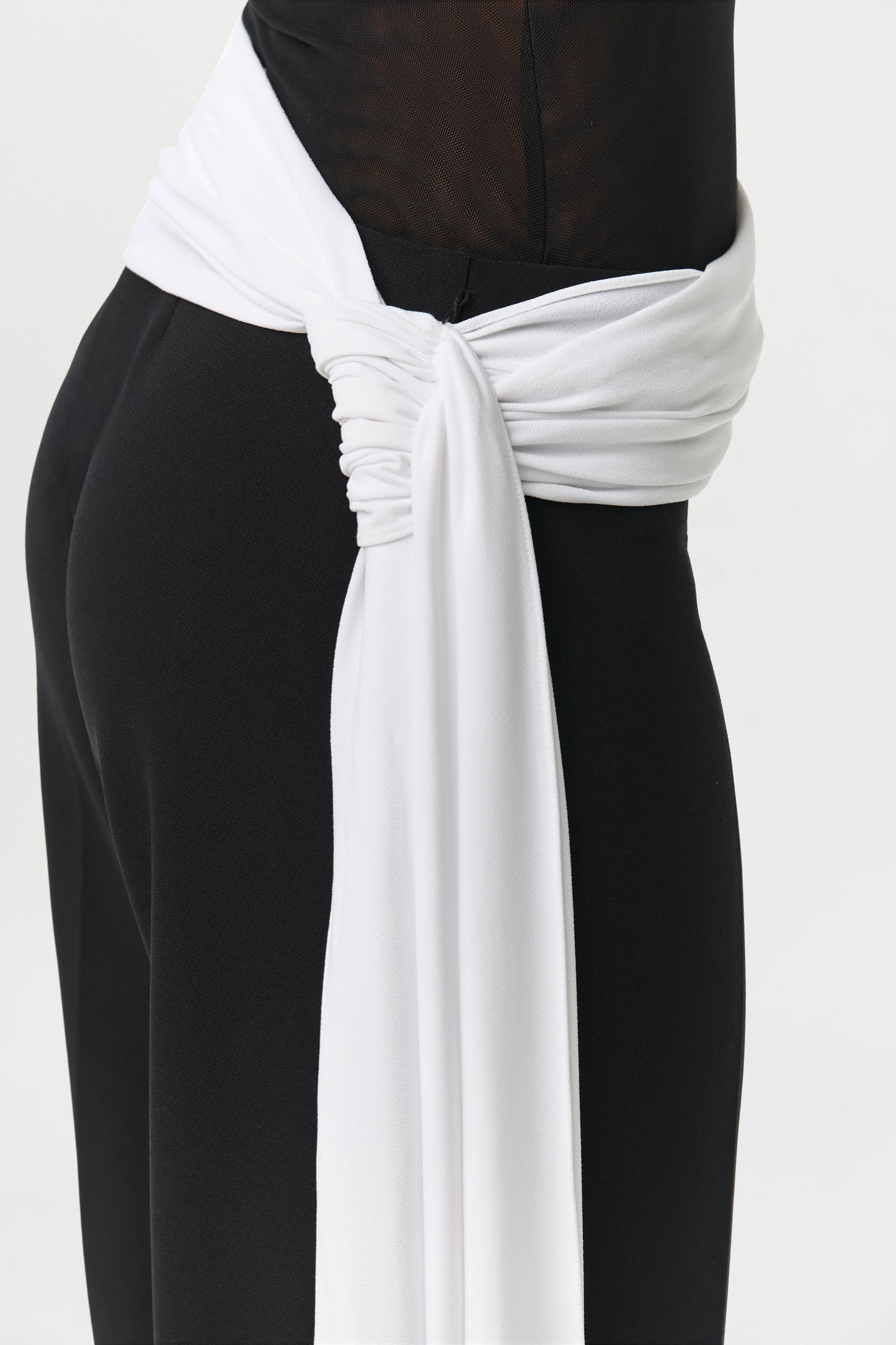 Suiting Contrast Straight Leg Pant