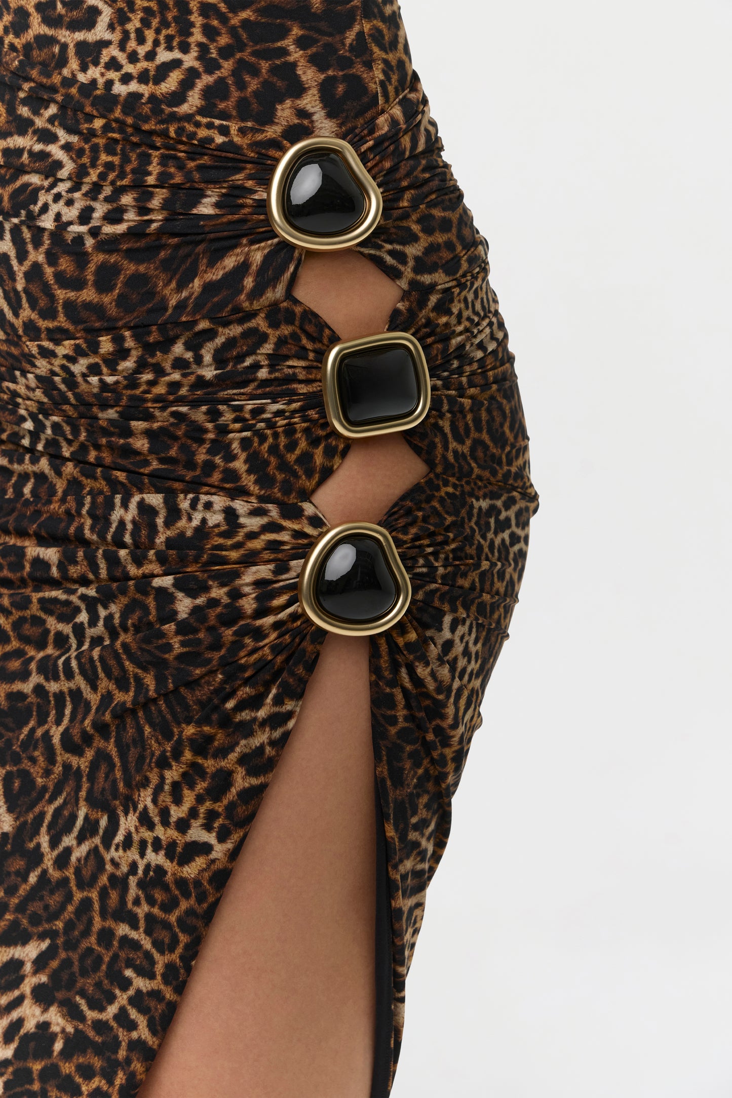 Spotted Leopard Naked Print Asymmetric Skirt