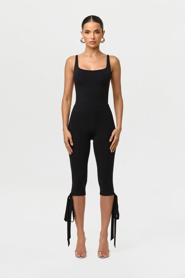 Naked Tie Capri Leggings