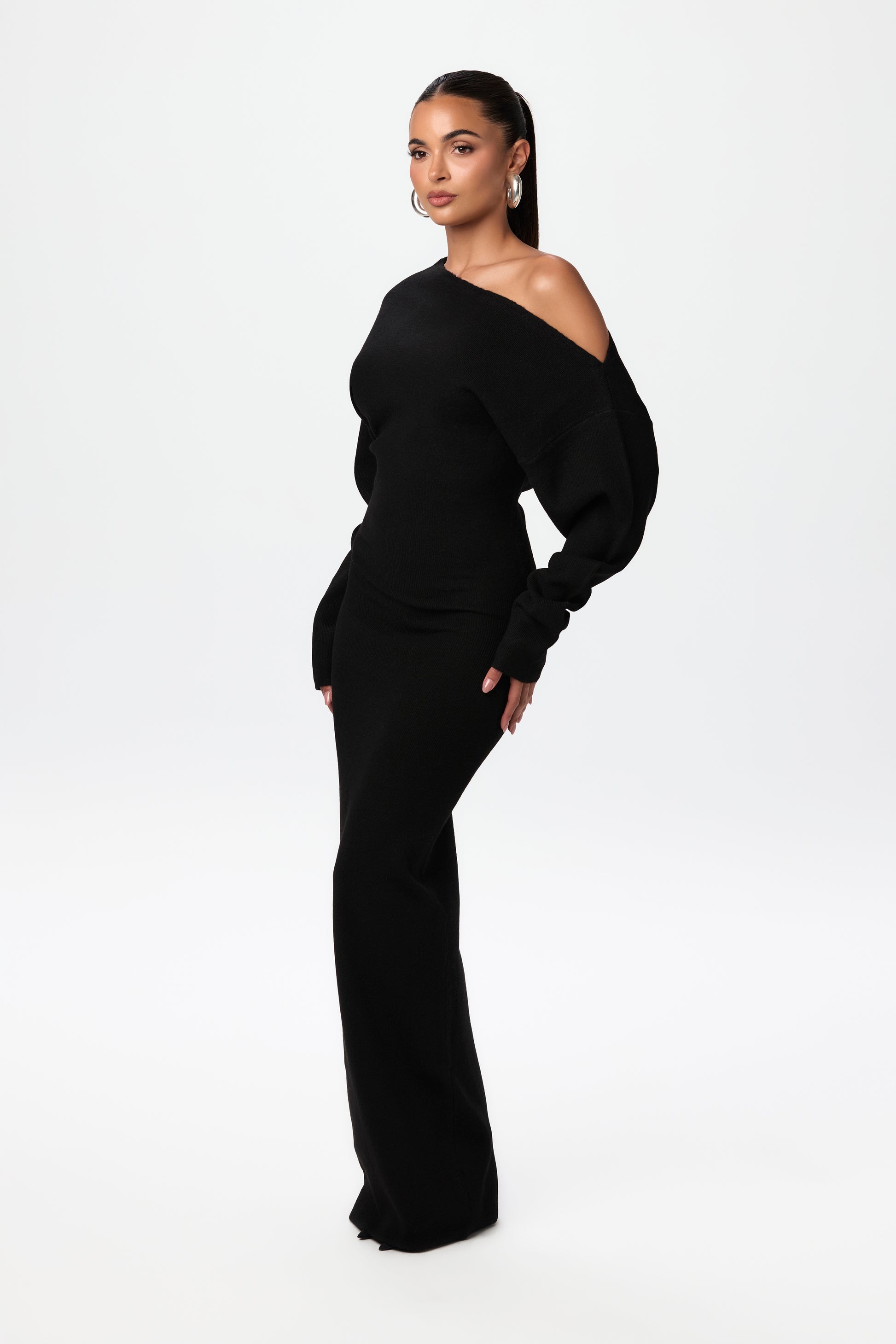 Knit Off-Shoulder Sweater Maxi Dress Knit Off-Shoulder Sweater Maxi Dress
