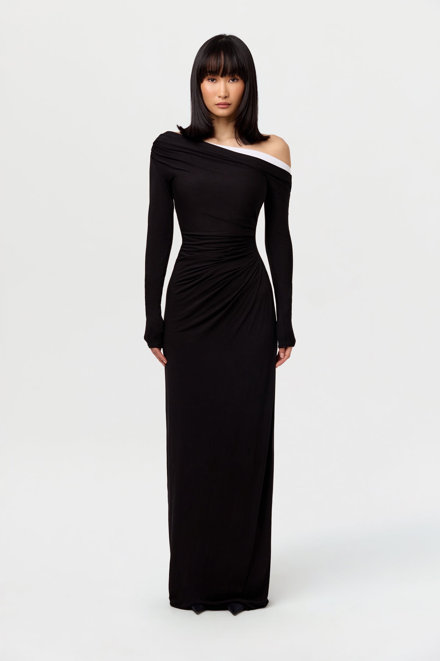 Smooth One-Shoulder Maxi Dress