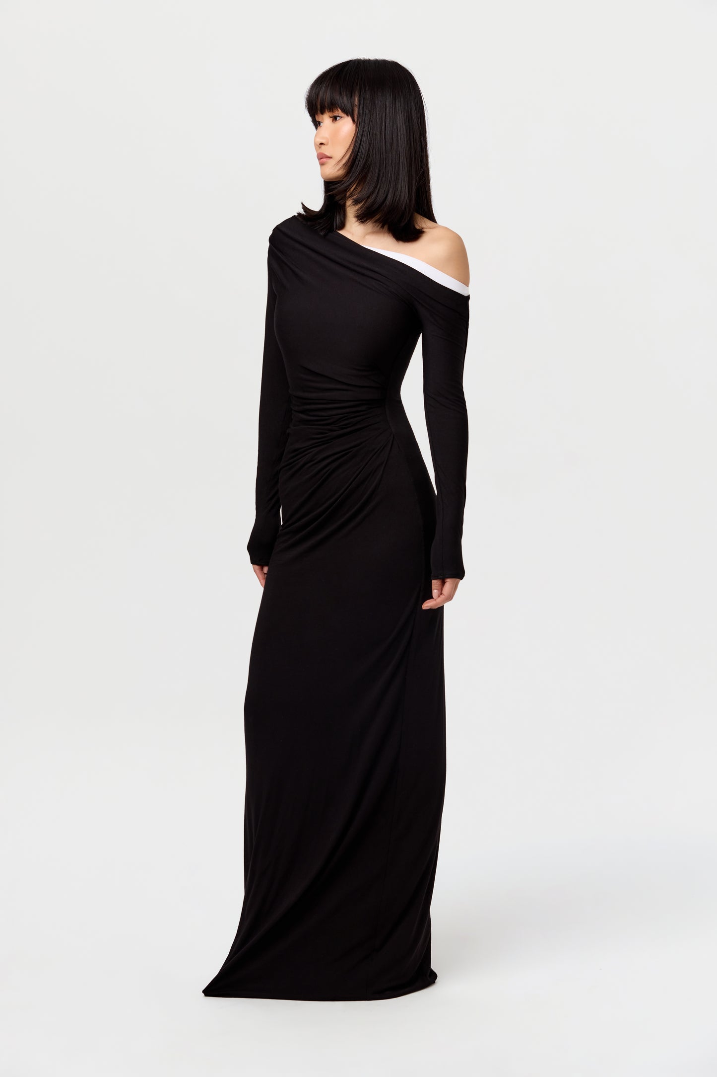 Smooth One-Shoulder Maxi Dress