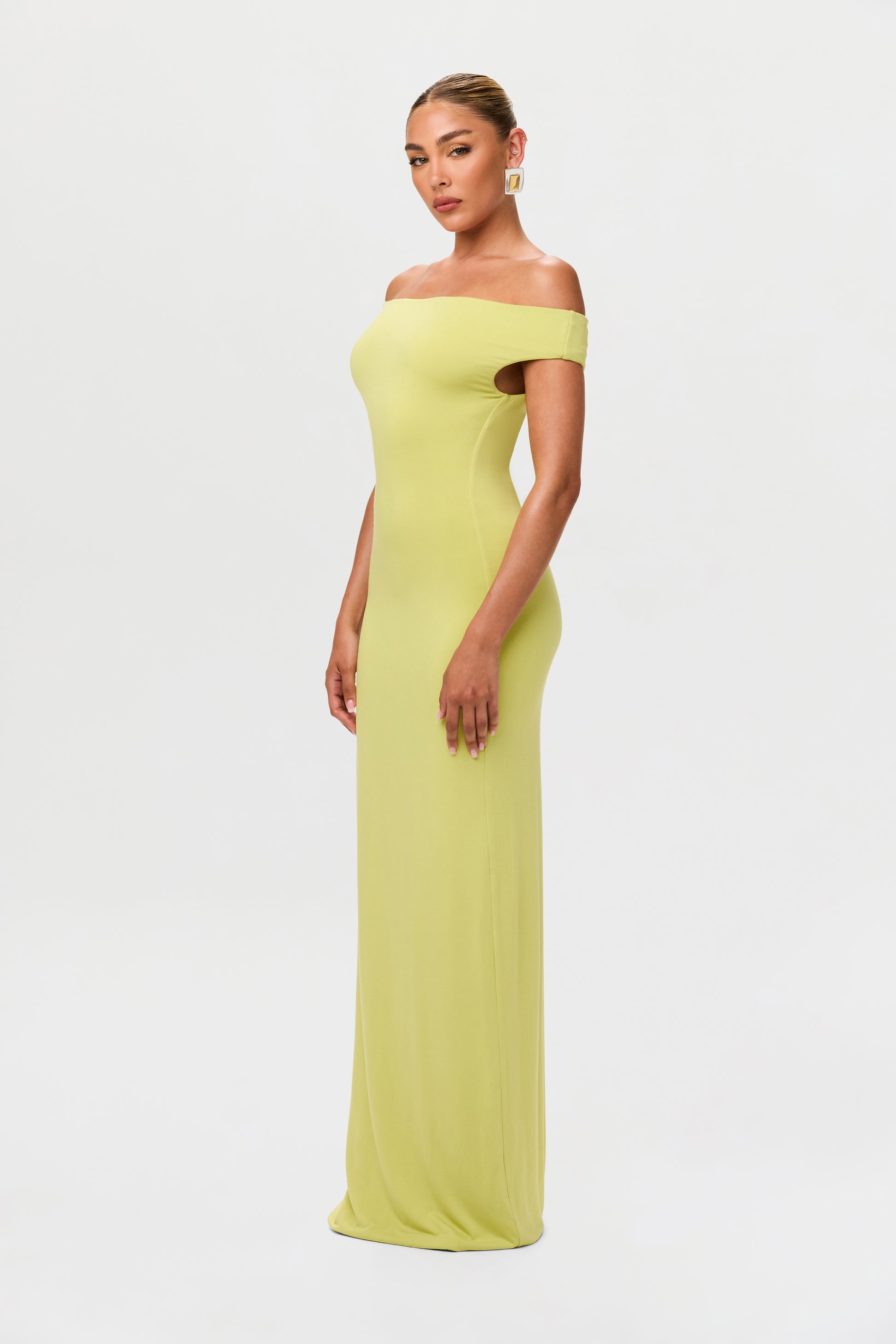 Smooth Off-Shoulder Maxi Dress