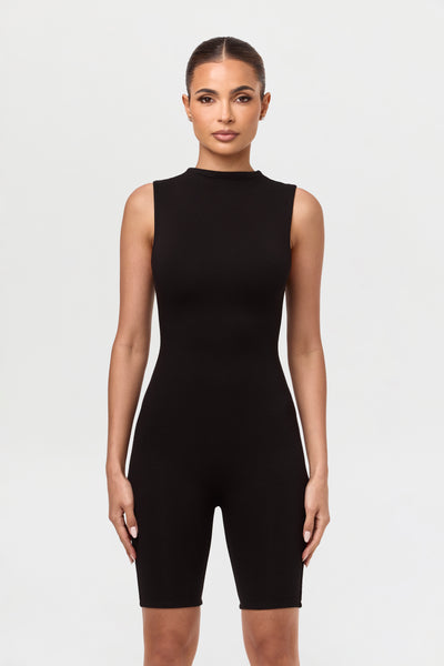 NW-J0056-V-BLK_0388_grande.jpg