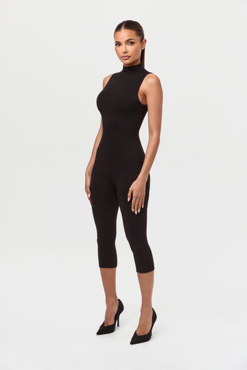 Smooth Sleeveless Capri Jumpsuit