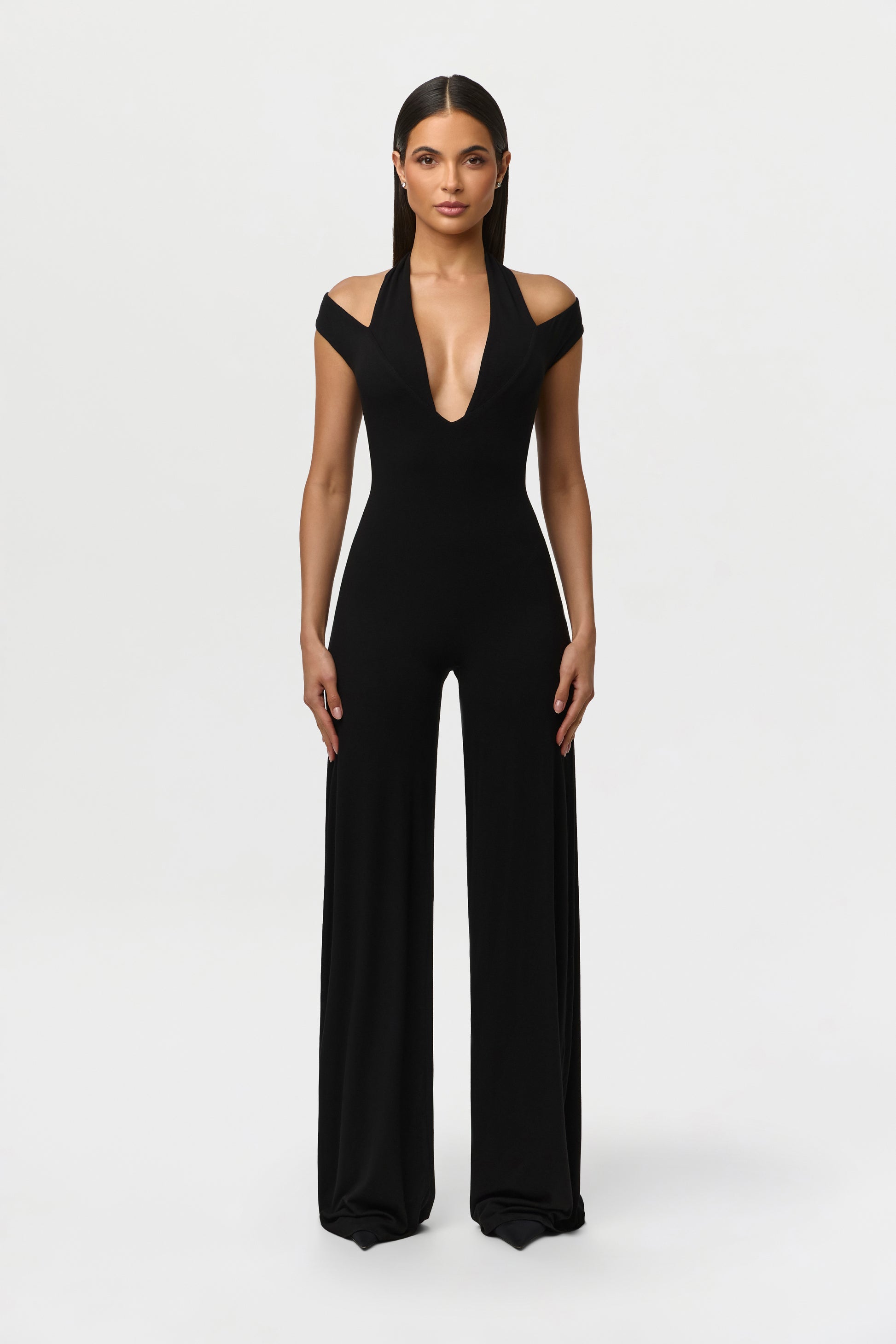 Smooth Off-Shoulder Halter Jumpsuit
