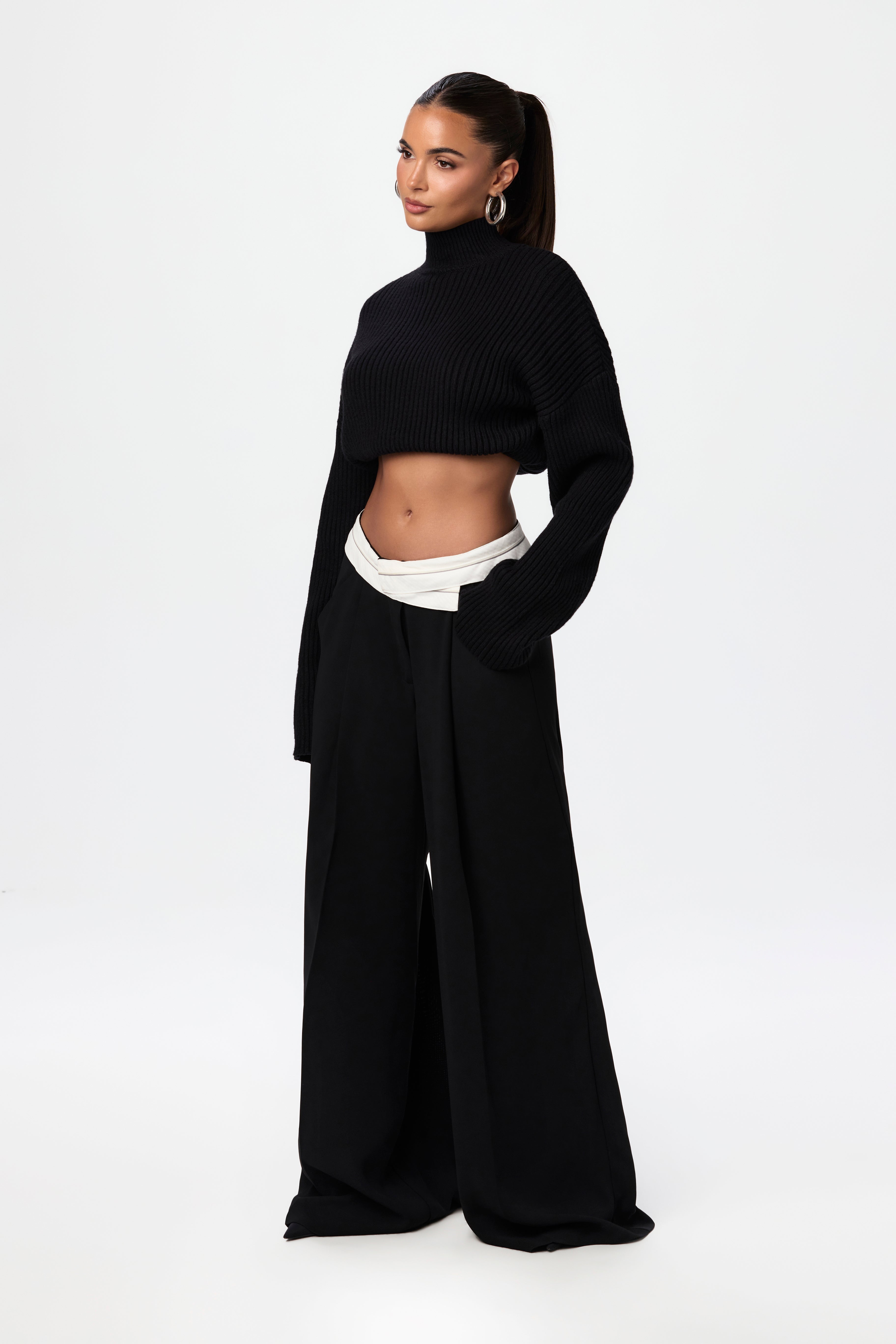 Contrast V-Waist Palazzo Pants