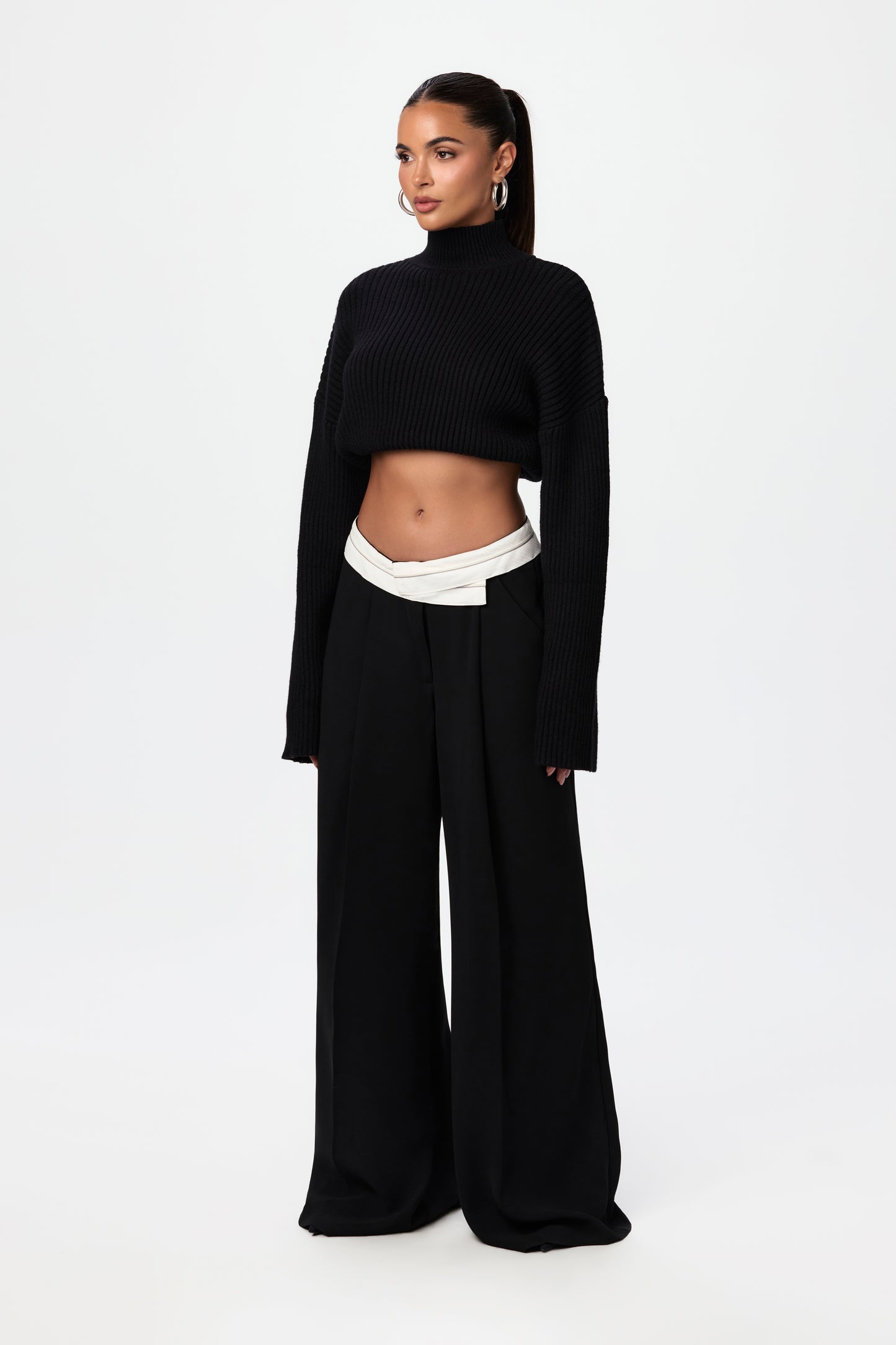 Contrast V-Waist Palazzo Pants