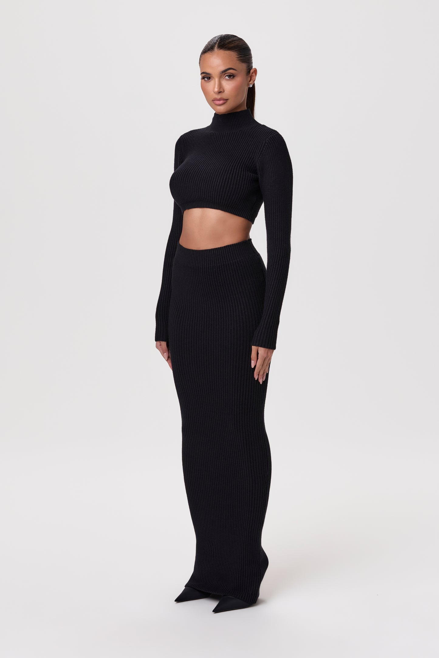 Ribbed Turtleneck Crop Top