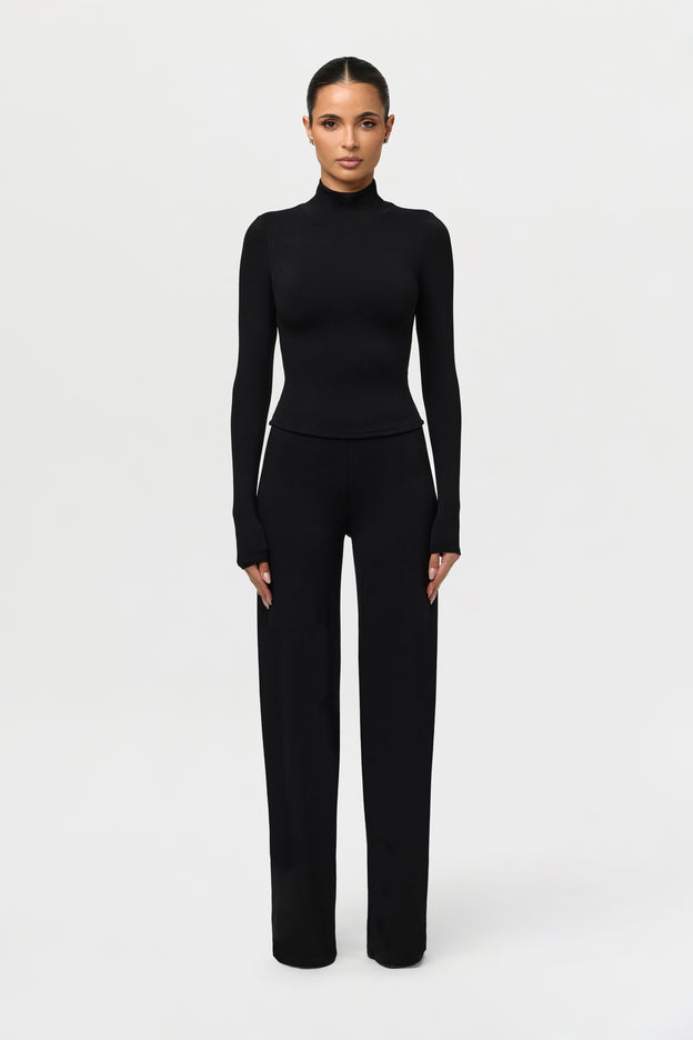 NW Turtleneck Sculpt Top