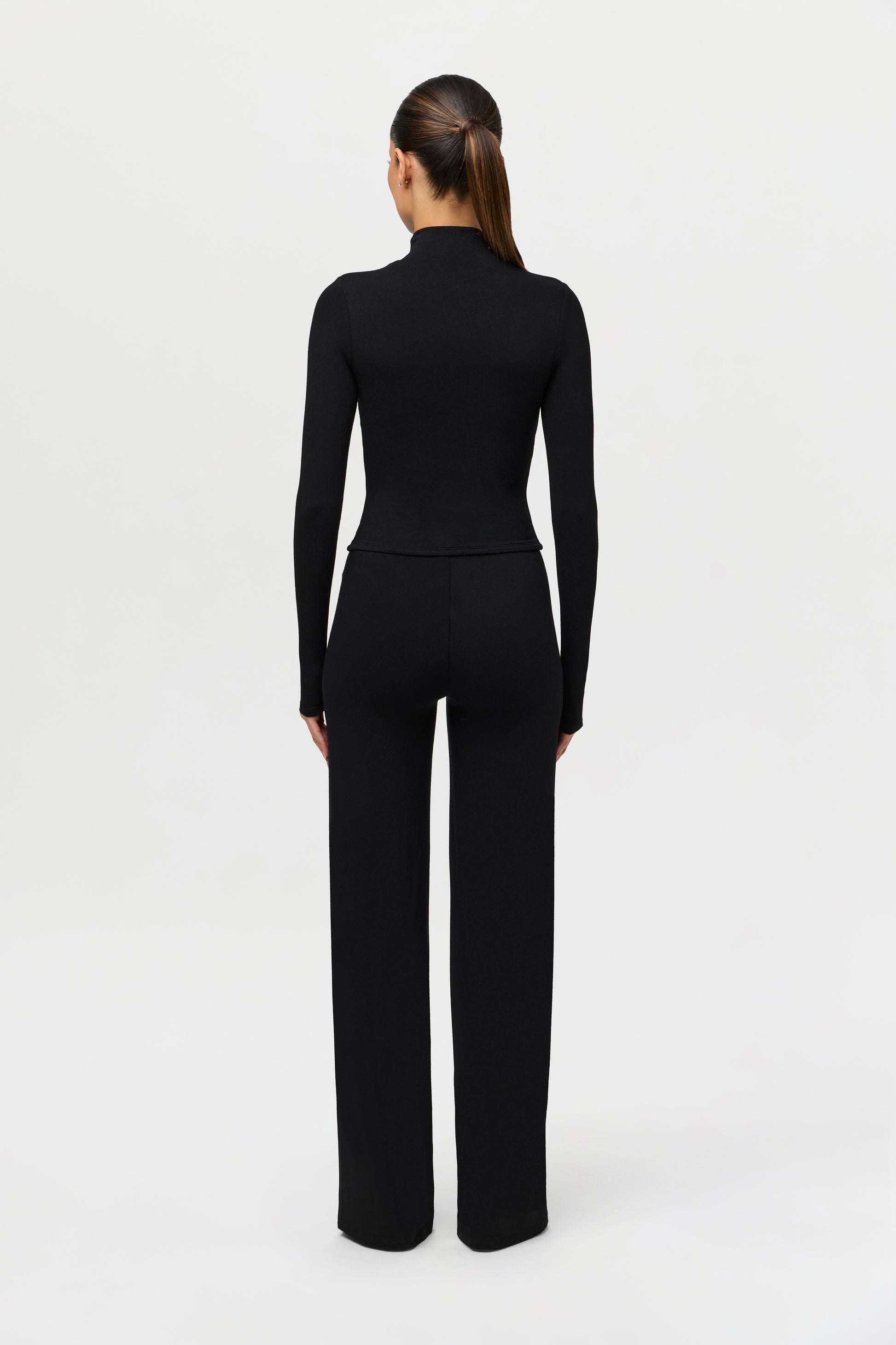 NW Turtleneck Sculpt Top