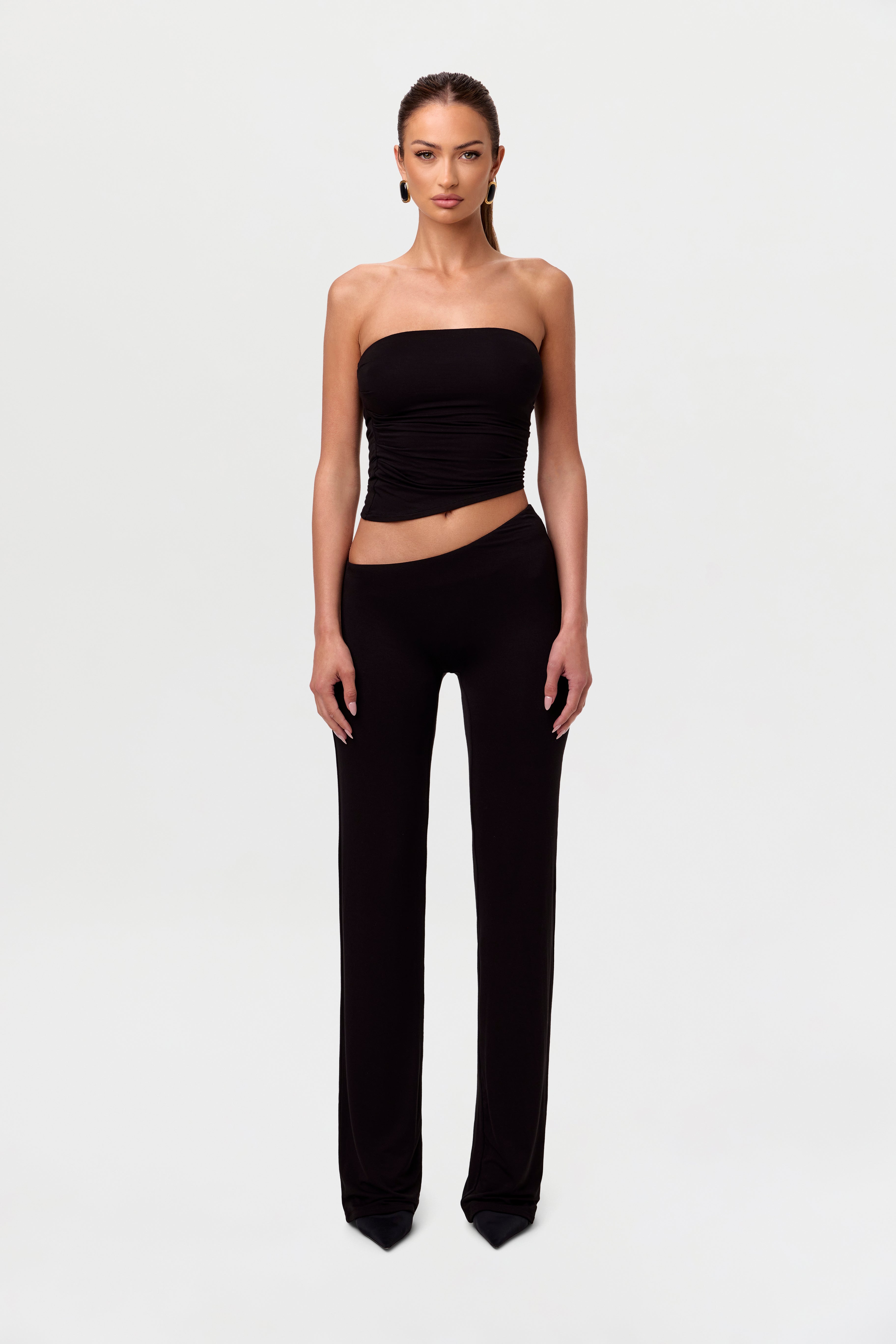 Smooth Asymmetric Bootcut Pant