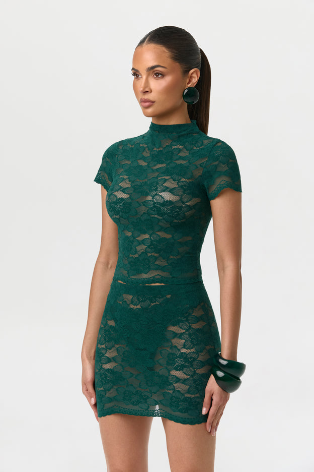 Stretch Lace Scallop Mini Skirt