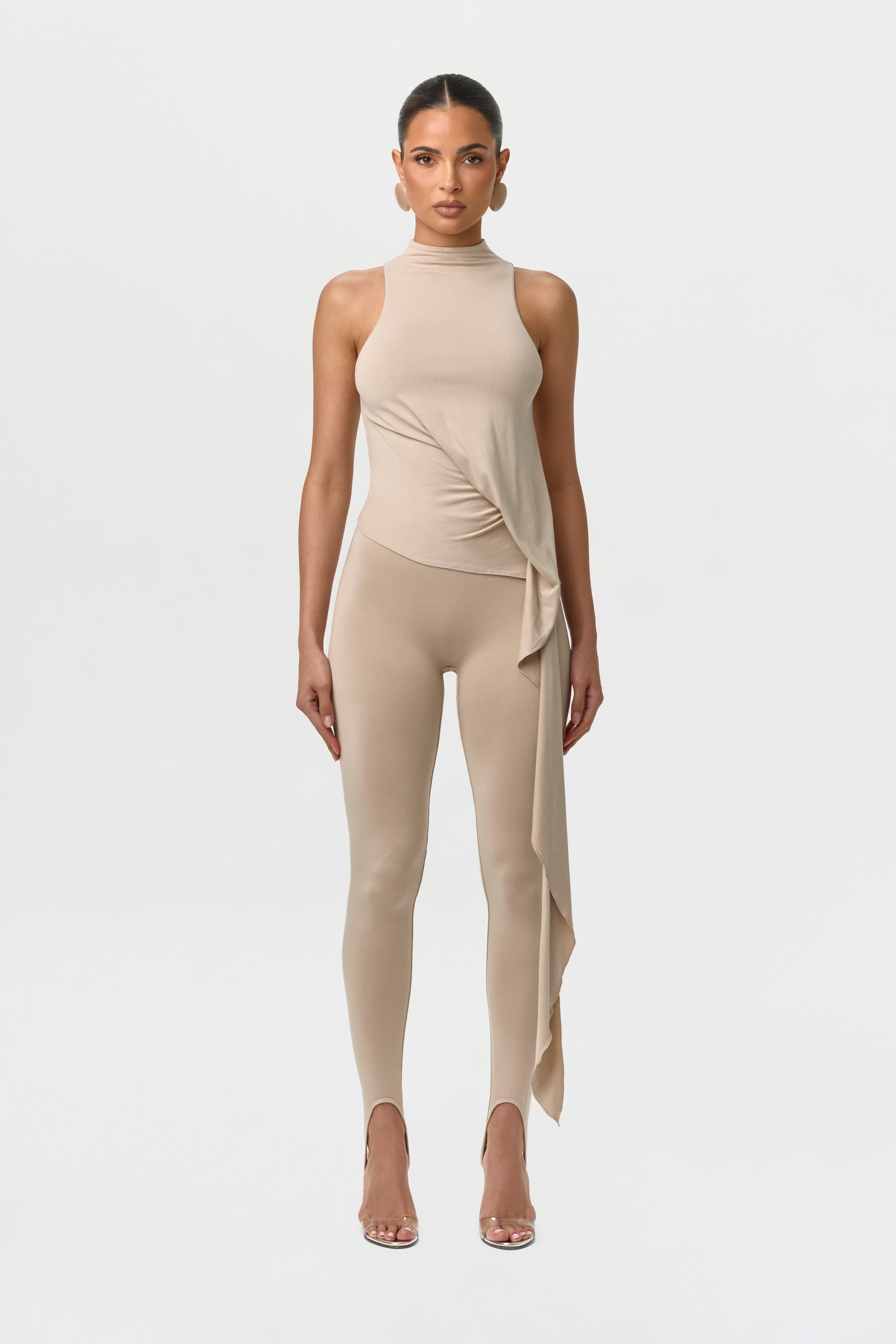 Smooth Asymmetric Stirrup Legging