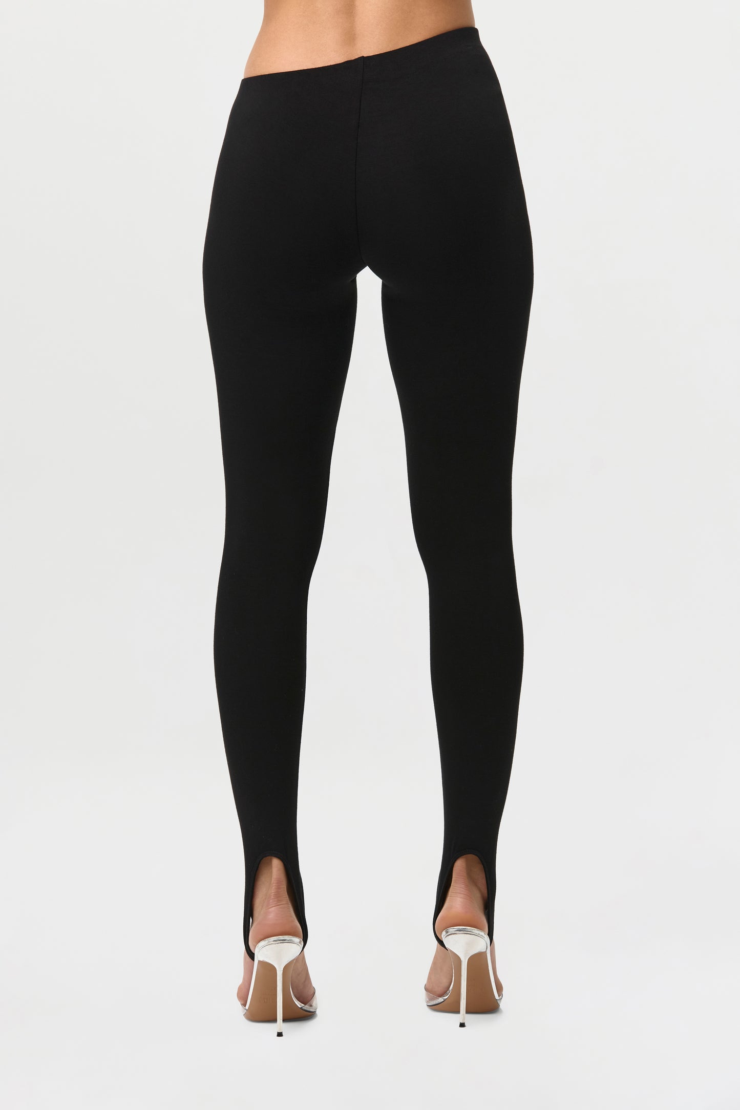 Smooth Asymmetric Stirrup Legging