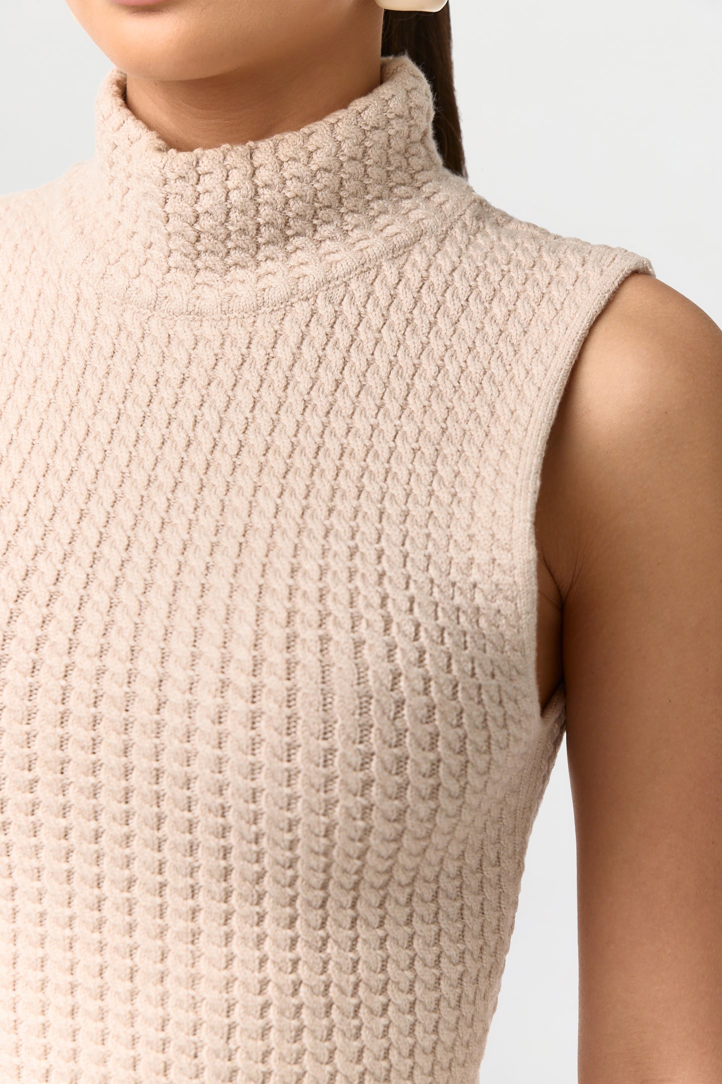Cable Knit Sleeveless Top