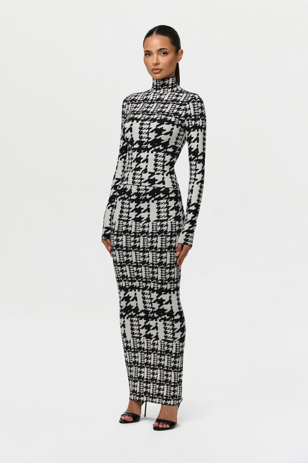 Jacquard Knit Houndstooth Maxi Skirt