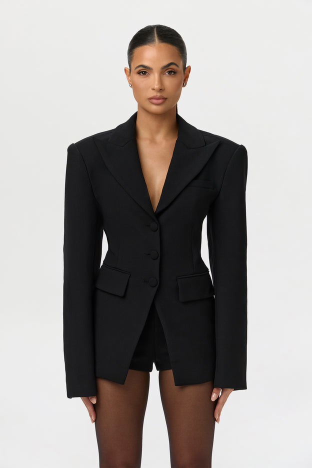 Suiting Hot Pants