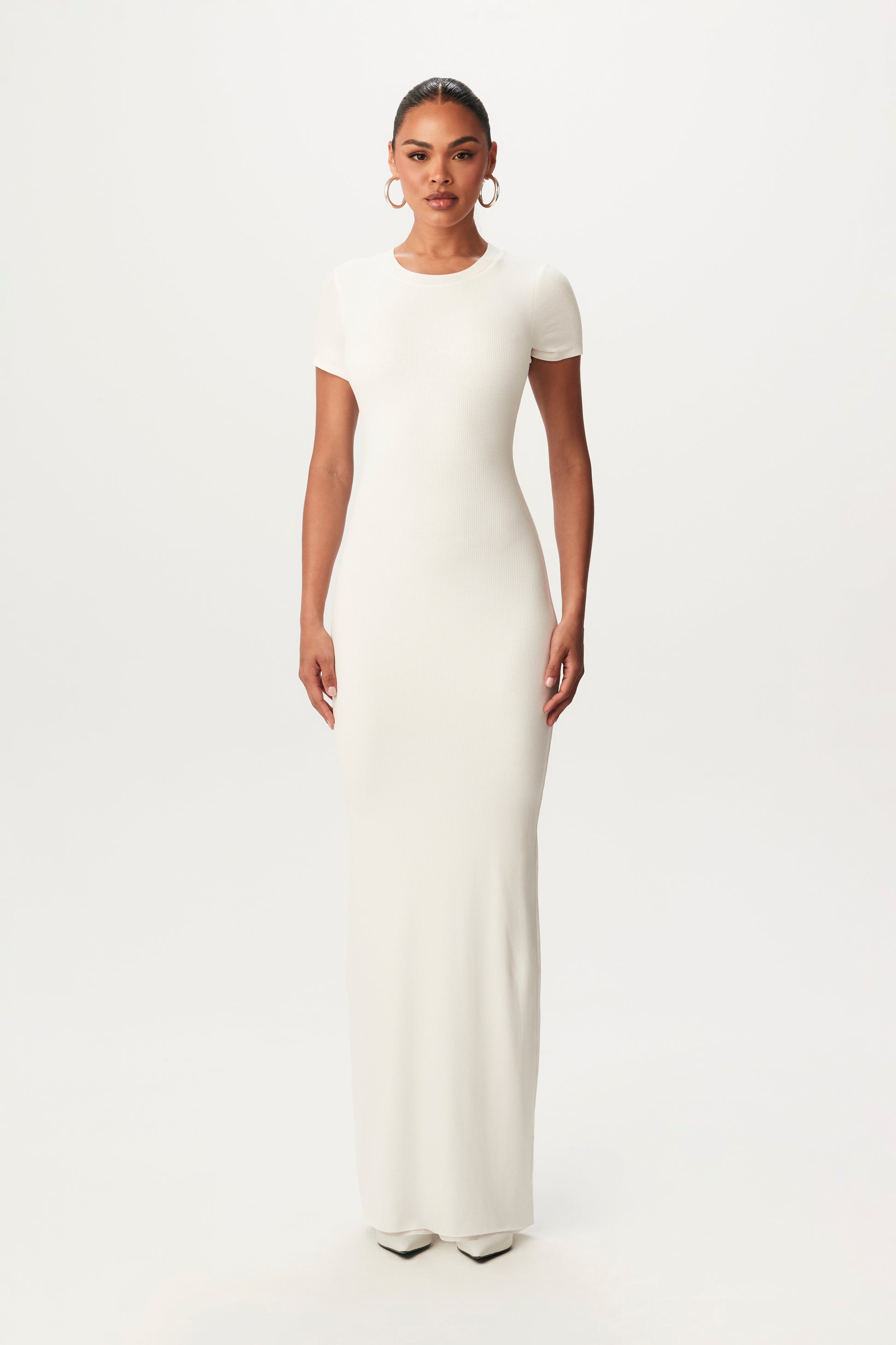 white, bodycon maxi dress with short sleeves