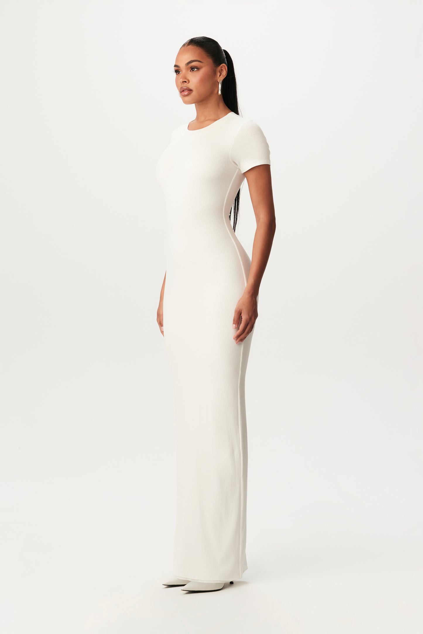 side-view of white short-sleeved maxi dress