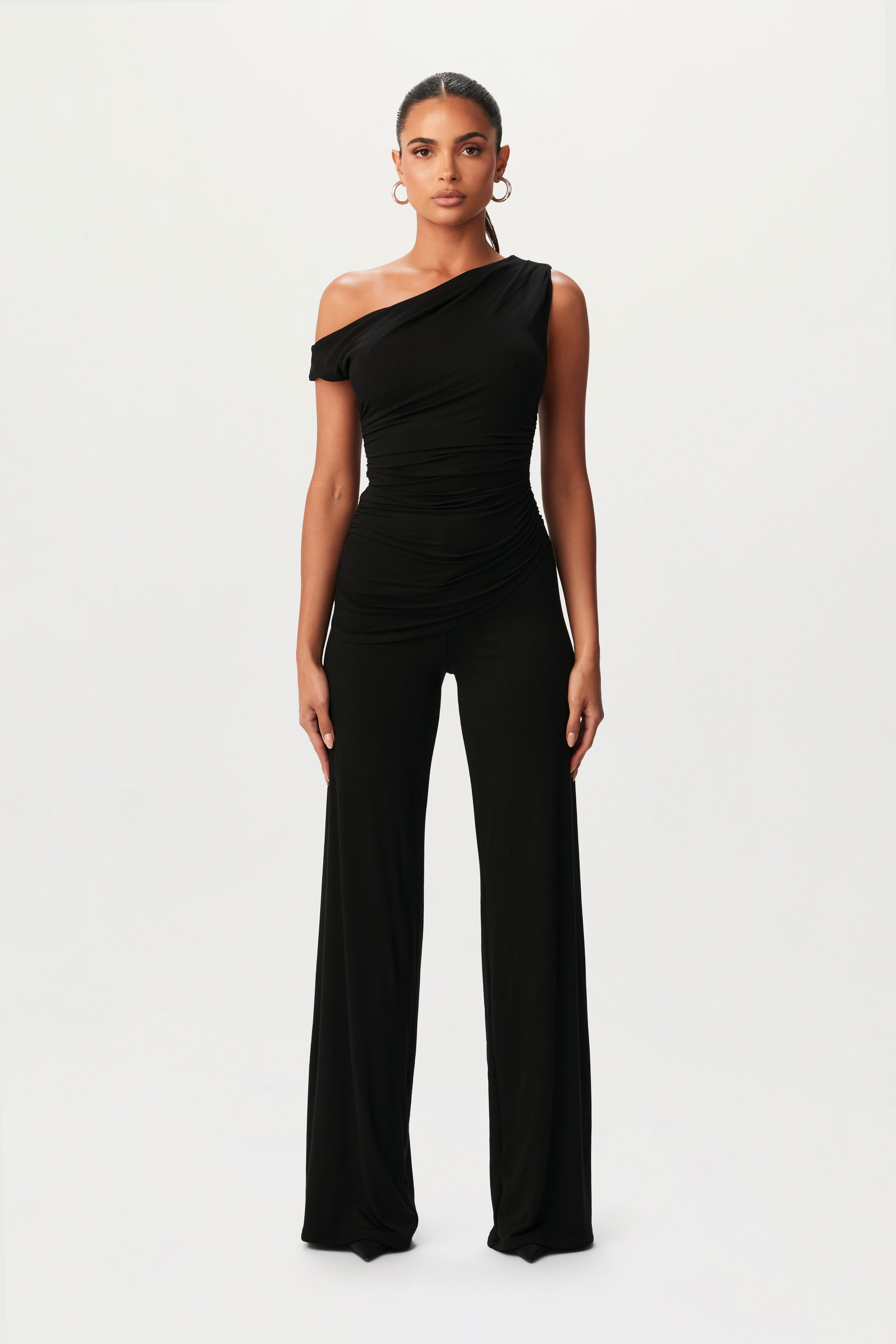 Smooth Wide-Leg Pant