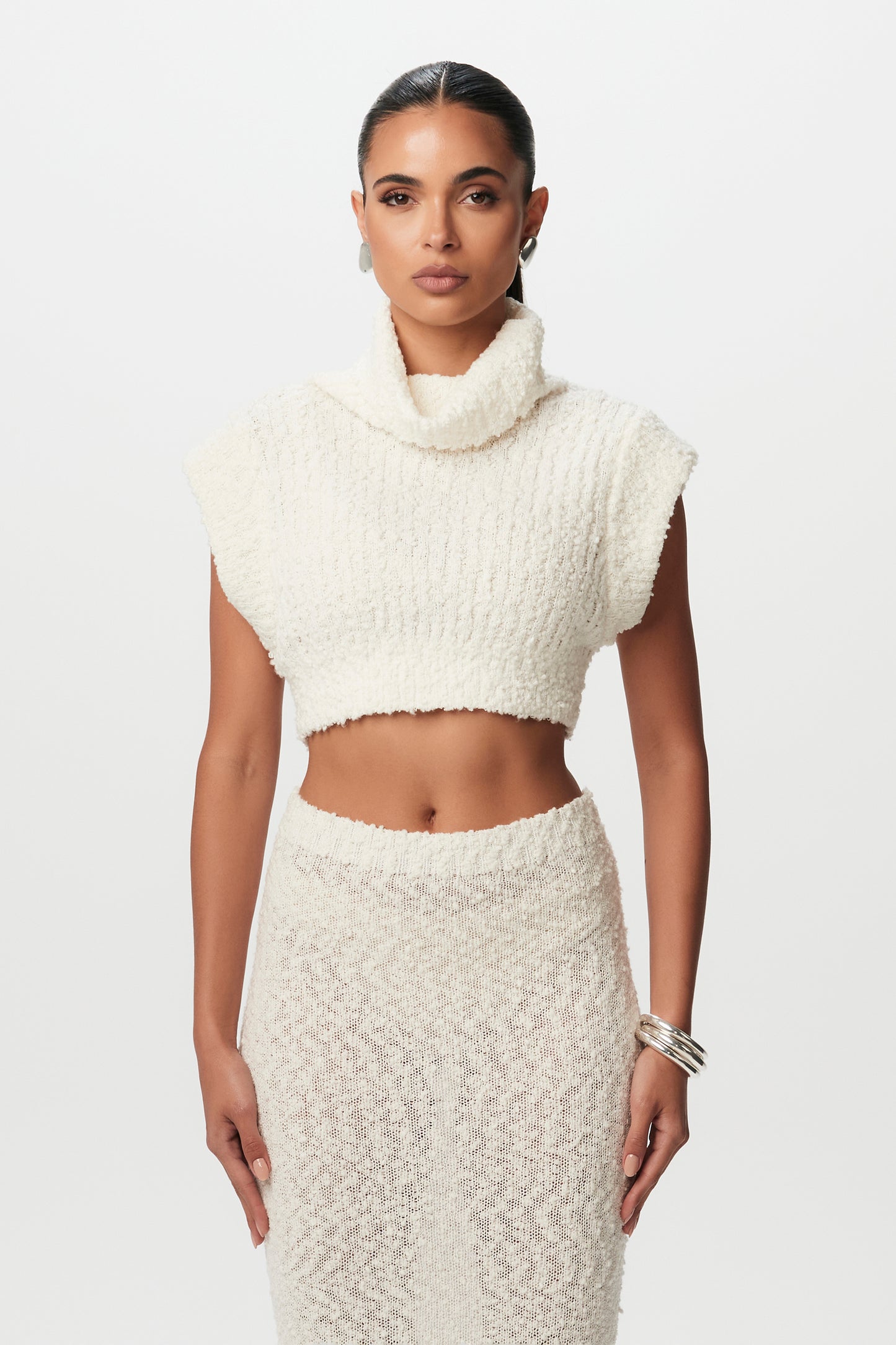 Bouclé Knit Sleeveless Cropped Sweater